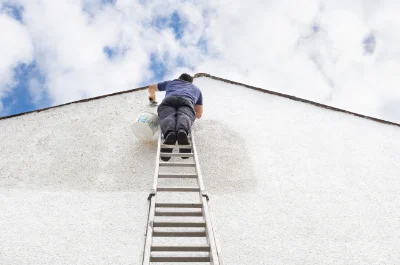 Peinture extérieure à la Chapelle-sur-Usson — façades et ravalement